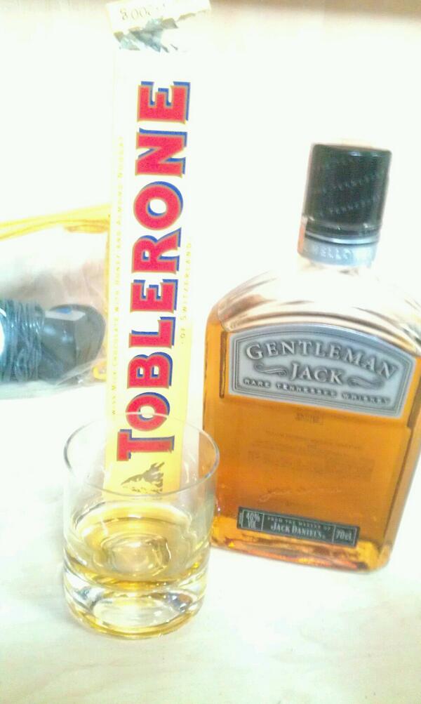 erennglr's tweet photo. @OnurErsin33 yalniz degilim http://t.co/Fxgl0xPgvh