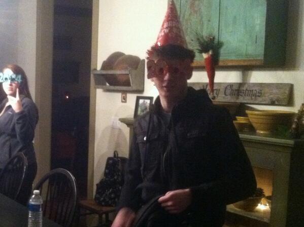 BabySciacca's tweet photo. Anth always looks sharp http://t.co/kO3FCsonNl