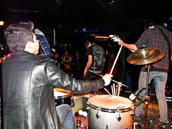 ABAFOfficial's tweet photo. Happy new year! a lot of new music coming next year!
Feliz año nuevo! mucha musica nueva el siguiente año! http://t.co/vbqbdHUmek