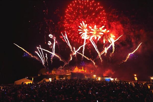 TCIndex's tweet image. Happy New Year to all our followers :-) May 2014 be your year #HappyNewYear #HNY