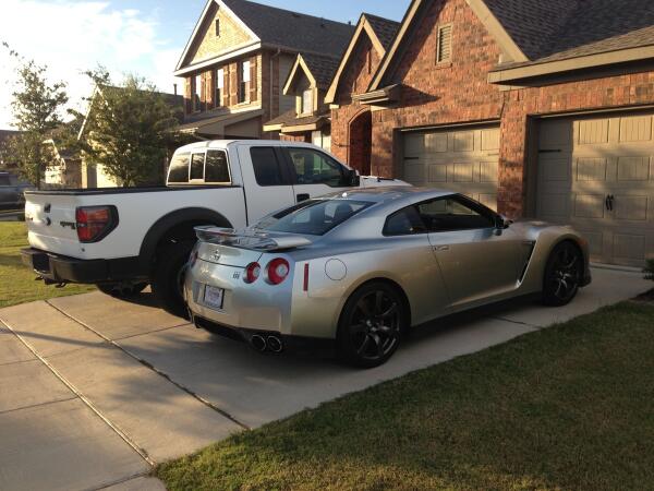 GTRLyfe's tweet photo. #Silver #Nissan #GTR #Raptor #Awesome http://t.co/3U5I4jLHva