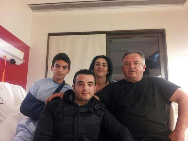 1996Seryi's tweet photo. nochevieja para no olvidar y todo gracias a ellos :)  @onating http://t.co/Shy0XOoSro