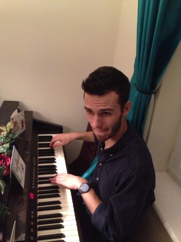 Blwyddyn Newydd dda 👌 lots of love x