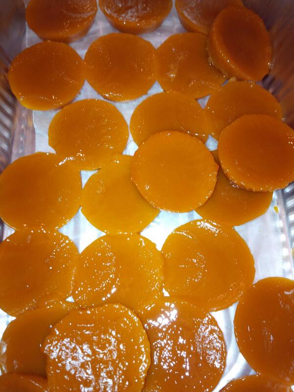 livedin80s's tweet photo. Speaking of New Year's luck from stuff that is round...#kutchinta http://t.co/Ff9Oiwin0H