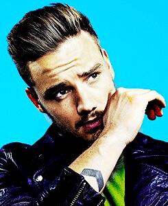 odekodazou's tweet photo. @Real_Liam_Payne HAPPYNEWYEAR💖💖 I LOVE U☺️💕 http://t.co/k6oMXE8BJK