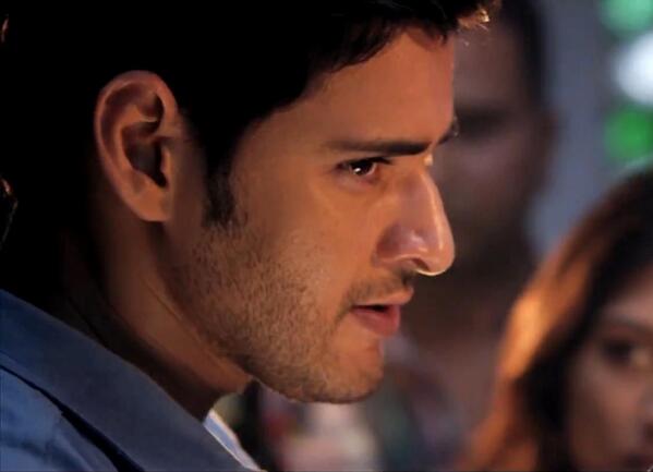 MaheshBabu_FC's tweet photo. Superstar @urstrulyMahesh's Best Look till date ♥ RT if u agree..Watch  #1Nenokkadine Trailer: http://t.co/zOIm2kZiGC http://t.co/3xnJji5dHp
