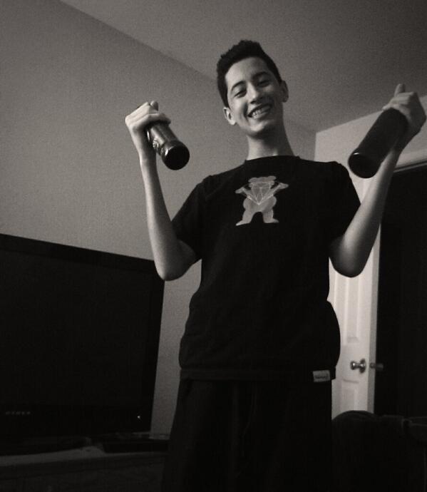 FoundMartin's tweet image. #bombaysippin #blackandwhite