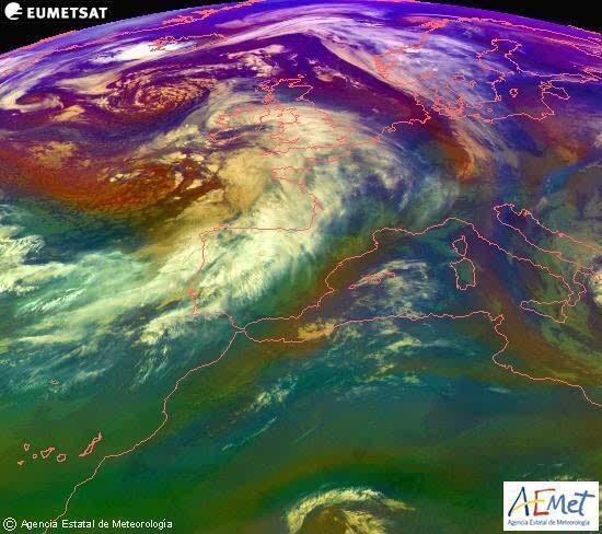 AEMET_Esp's tweet image. La extensa borrasca atlántica sigue enviando frentes hacia la Península