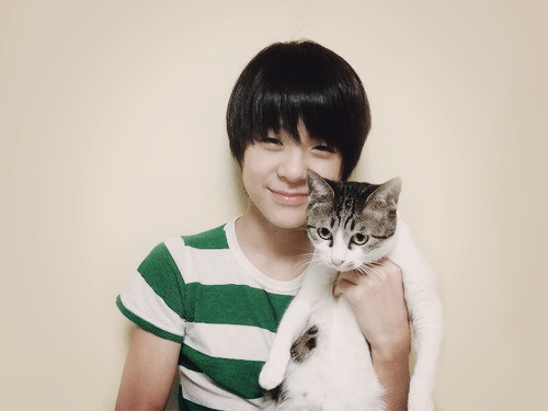 lRENEX's tweet photo. jeno with bongsik http://t.co/WOc7cjumYj