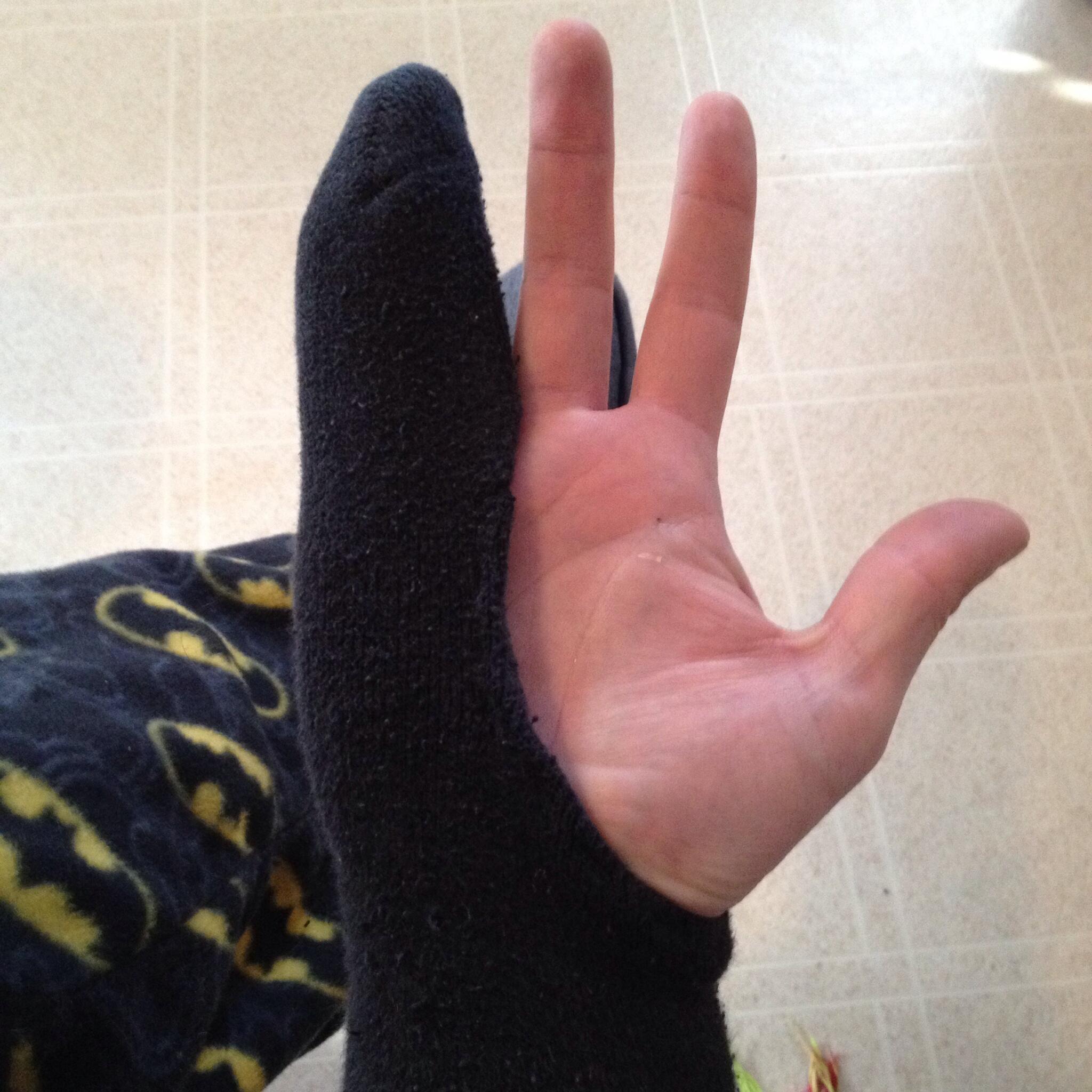 Adam Connor on X: Homemade palm rejection glove for drawing on my