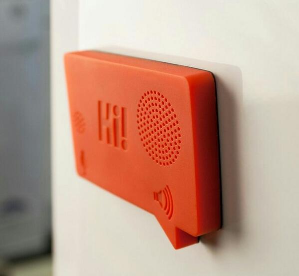 newstartupideas's tweet photo. Magnetic Voice Recorders are the new gen Post-Its http://t.co/zKFoZo0oOQ http://t.co/R9dJTK4nM7