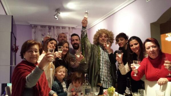 faly_sanpe's tweet photo. @anabe_dg @cccharii66 @S1977Antonio @JOAKIFLOJETE @saradelemus http://t.co/iVu5jt3pFJ