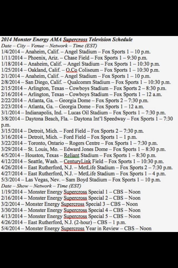 ChristinaPantle's tweet photo. So excited for this year's season of @SupercrossLIVE 👊✊ 💋 Common Jan 4th! http://t.co/VbsRmukANK