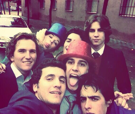 vallegda's tweet photo. B noches a los culeros de oro!! @cmoli94 @BeltranGomezc @antonioolamar @miguelgpg @javierbuendia9 @fernandocampayo http://t.co/ajpmZXgtCo