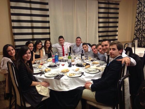 14anarocio's tweet photo. #Nochevieja2013 http://t.co/57nnGlixl9