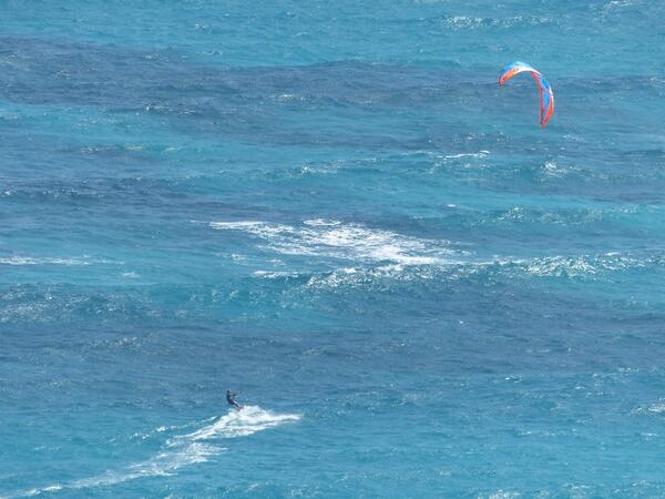 philipdeck's tweet image. Greetings from Mustique and their great kite spot