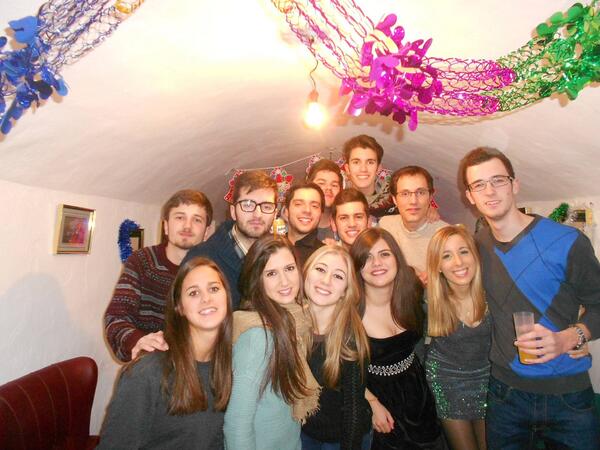 aarriaga7's tweet photo. Ni mis mejores expectativas se acercaban a lo bien que ha ido esta noche. Era de esperar, estaba con los mejores ^^ http://t.co/XdzkvuCwQp