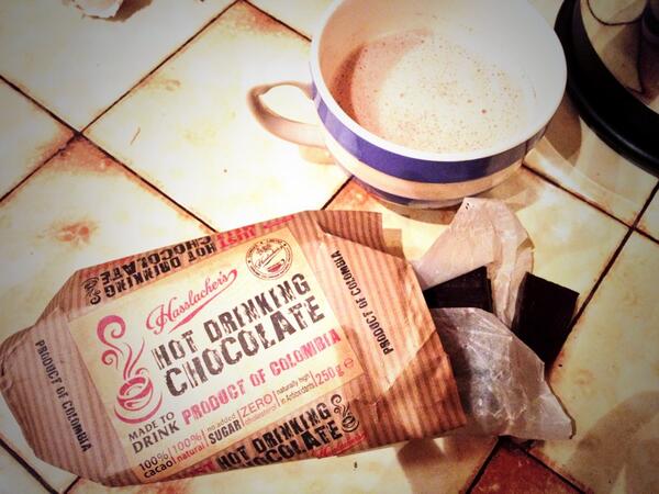 LukeWalkerPTMT's tweet photo. 100% raw cacao hot chocolate. #antioxidants #hotchocolate #cacao http://t.co/00nqwP3WbX