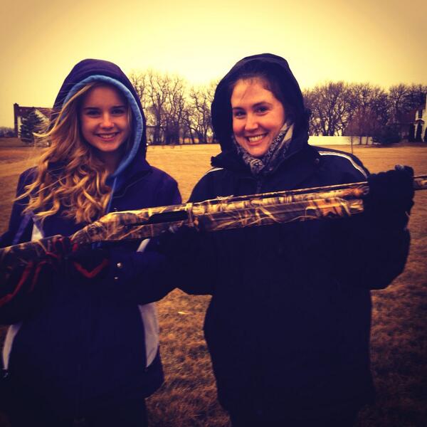 KatieHeiser's tweet photo. Fun last day with @brooks_darby #shootingcousins http://t.co/kixBZi8BwF