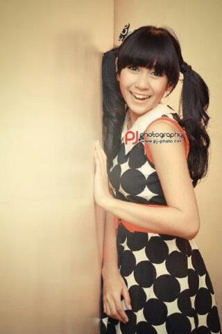 "@FellyGarut: #ShareOldPict <a href="/AnisaRahma_Adi/">Anisa Rahma Adi</a> | <a href="/insomNISA_Indo/">InsomNISA OFFICIAL</a> <a href="/insomNISA_DKI/">insomNISA Jakarta♥</a> """