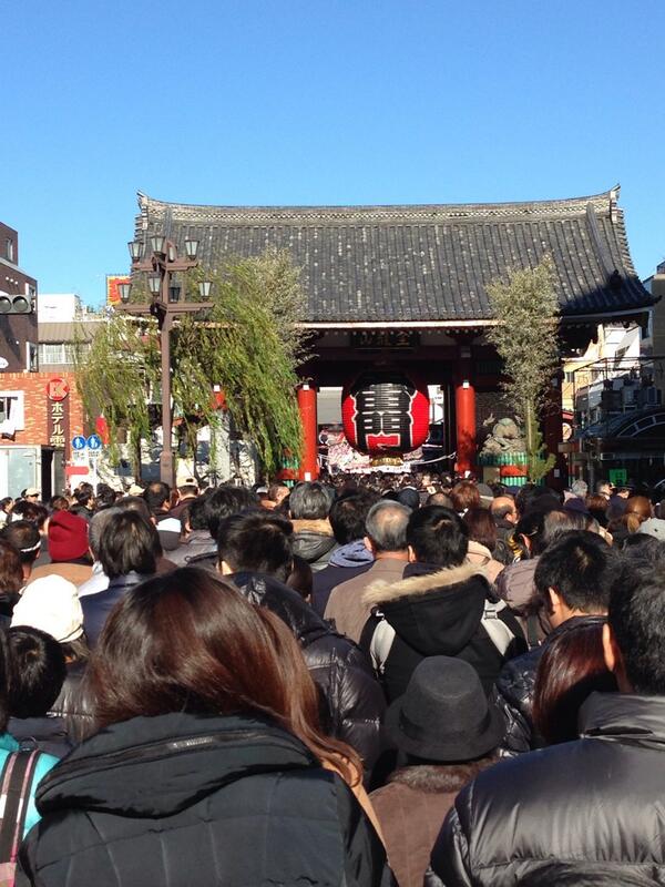 chie4579's tweet photo. すっごい人😱😱😱 http://t.co/p8r1ZQrqJU