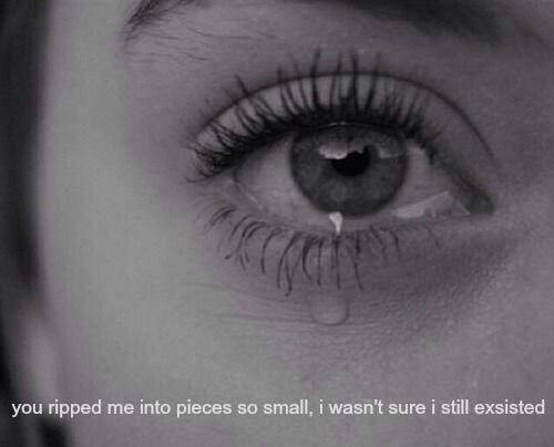 TheBreakupBlog_'s tweet image. 