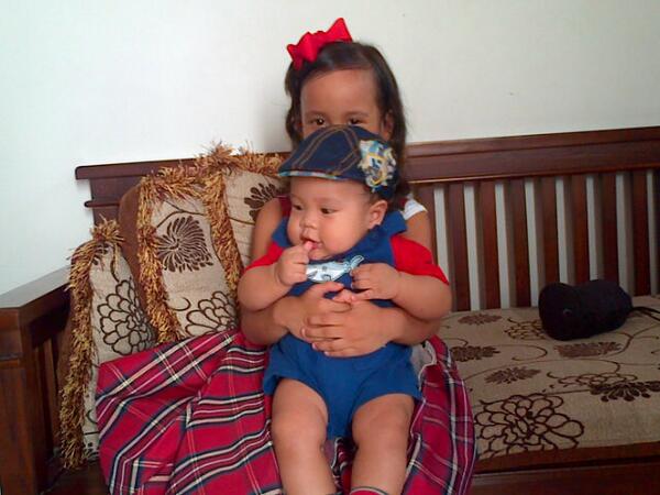 ayethbims's tweet photo. CHARICE http://t.co/V76q2NE0CK