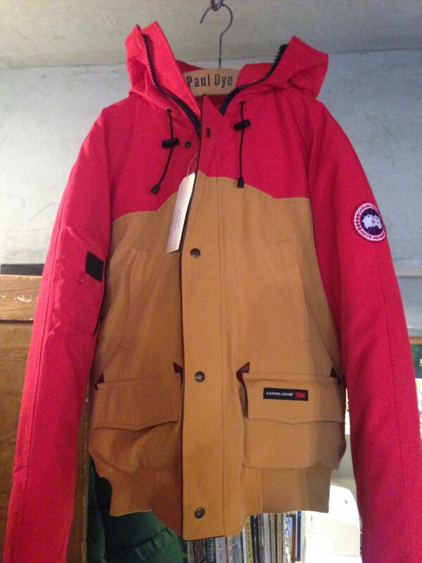 A1CLOTHING's tweet photo. まだまだ寒日が続きそうです。Levis×CANADA GOOSE お探しの方はお早めに！！ http://t.co/SkvG8YByyi