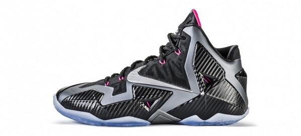 Cdock1549's tweet photo. Entered to Win #FreeKicks Nike Lebron 11 Miami Nights on http://t.co/8KNWezL52Y http://t.co/x9zfj0LPqW