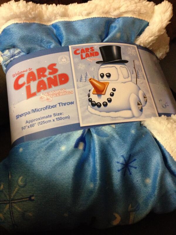 SusanSusanto17's tweet image. ❄️🚙 #CarsLand #snowcar blanky