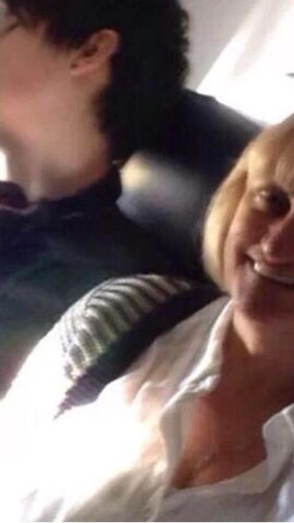 danielhowell's tweet image. i like how the random woman next to me is smiling at the person taking the photo and clearly not questioning it