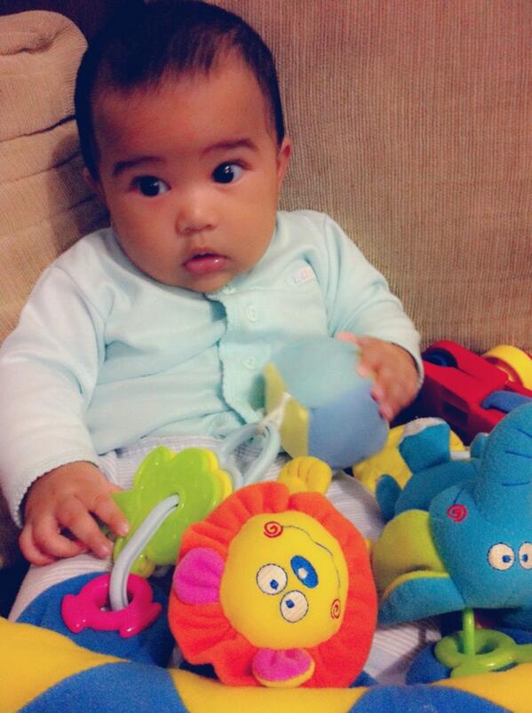 LidyaHakeeM's tweet photo. @anggiahakim9 http://t.co/2RDvNc2TvY