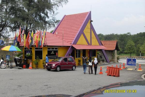 nawawibinismail's tweet image. @30Unity postguard zaman 2009 #30yearsofunity