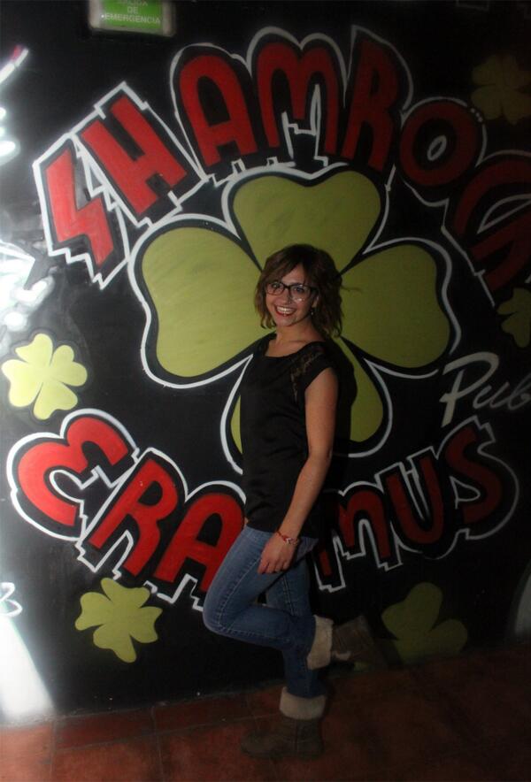 umaenlanoche's tweet photo. Oye @iarrabal ¿Qué bien posas no? :P De fiesta en Shamrock!! http://t.co/lDeFeCGREf