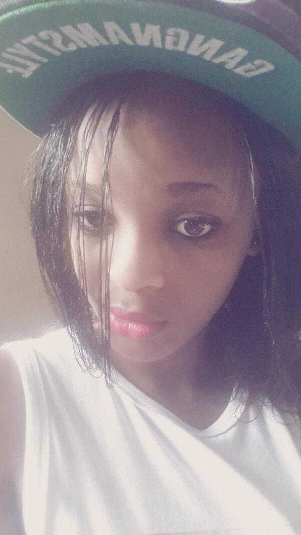 MimahSimonz's tweet photo. Juct chlln...#Hppy day http://t.co/ZmQh6WYqyt