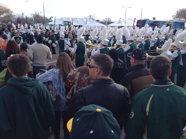 CSURams's tweet photo. Pre-game festivities include the Marching band at the @CSUAlumni tailgate and lots of #CSURams fans! #RAMbowlingNM http://t.co/PEXLRDva3I