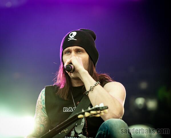 MylesKennedyArg's tweet image. Wishing you all a wonderful weekend! Muy buen fin de semana para todos! Mr. Miraculous by sandersbaks.com :)