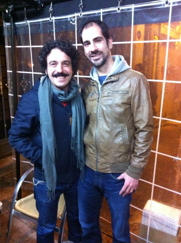 pmfandi's tweet photo. Salir a tomar algo y encontrarse al gran @darioadanti.un tipo encantador y muy amable http://t.co/M7wCa6ssoP