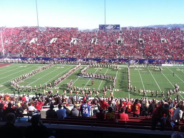 mterr1s's tweet photo. Not a big SC guy but this was pretty cool pregame #LasVegasBowl http://t.co/Y5v2ZWDHPn