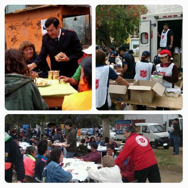 ES_Valpo's tweet photo. Una semana llena de actividades en la víspera de #Navidad en la Prov. de #Valparaiso. Una #Navidad compartida http://t.co/NM0ZDJKj1H