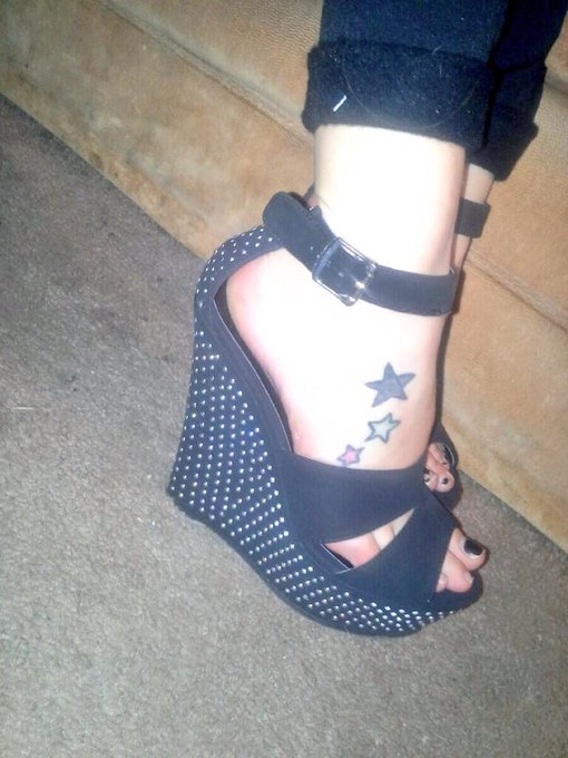 Princess got new #heels #brat #spoiled #findom #paypig #humanatm http://t.co/WIwRsyN7NS<a href="/tag/heels"class="tags">#heels</a><a href="/tag/brat"class="tags">#brat</a><a href="/tag/spoiled"class="tags">#spoiled</a><a href="/tag/findom"class="tags">#findom</a><a href="/tag/paypig"class="tags"><span>#paypig</span></a><a href="/tag/humanatm"class="tags"><span>#humanatm</span></a>