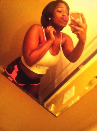 Watch ❤️'s leaked NSFW photo on TwXstars