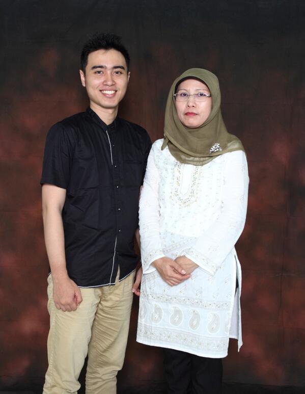 danang pratama (@dngpratama) on Twitter photo Pribadi seorang Abang yg baik lahir dr kasih sayang seorang ibu yg tulus. Sayangi ibu kita ya :) <a href="/abnonseribu/">ABNON SERIBU</a> #harIbu Pribadi seorang Abang yg baik lahir dr kasih sayang seorang ibu yg tulus. Sayangi ibu kita ya :) <a href="/abnonseribu/">ABNON SERIBU</a> #harIbu