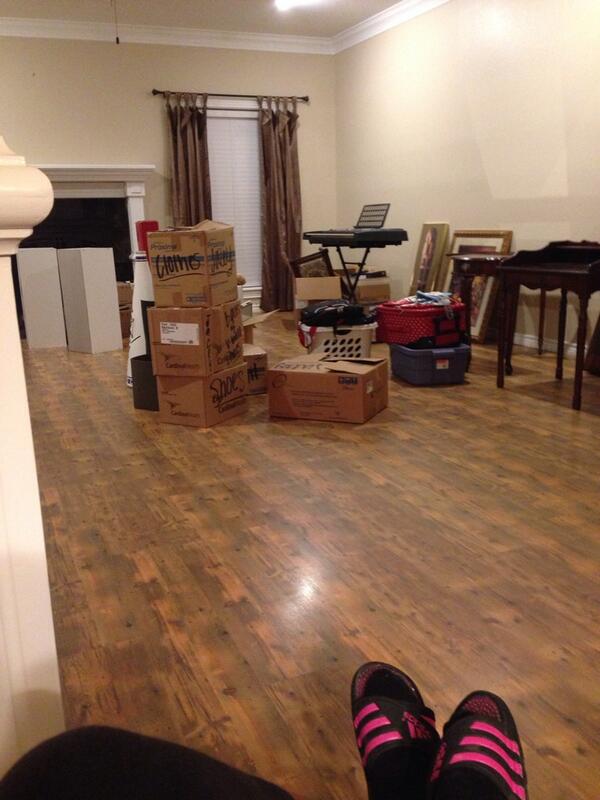 jaceeeey_'s tweet image. #livetweet #movingprocess👌