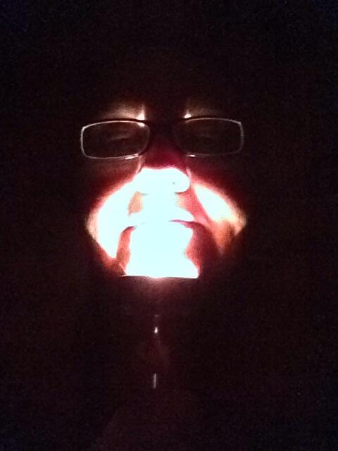 beesha73's tweet image. Flashlight life. I'm gonna miss SNL. Oy vey. #flashlightlife #poweroutagessuck #ihatewinter