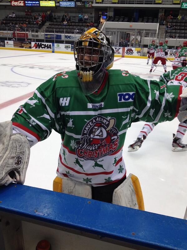 Lop_3_Z's tweet photo. @Kevin_Genoe sporting his ugly Christmas sweater for the game tonight. http://t.co/weSnf8b4dY