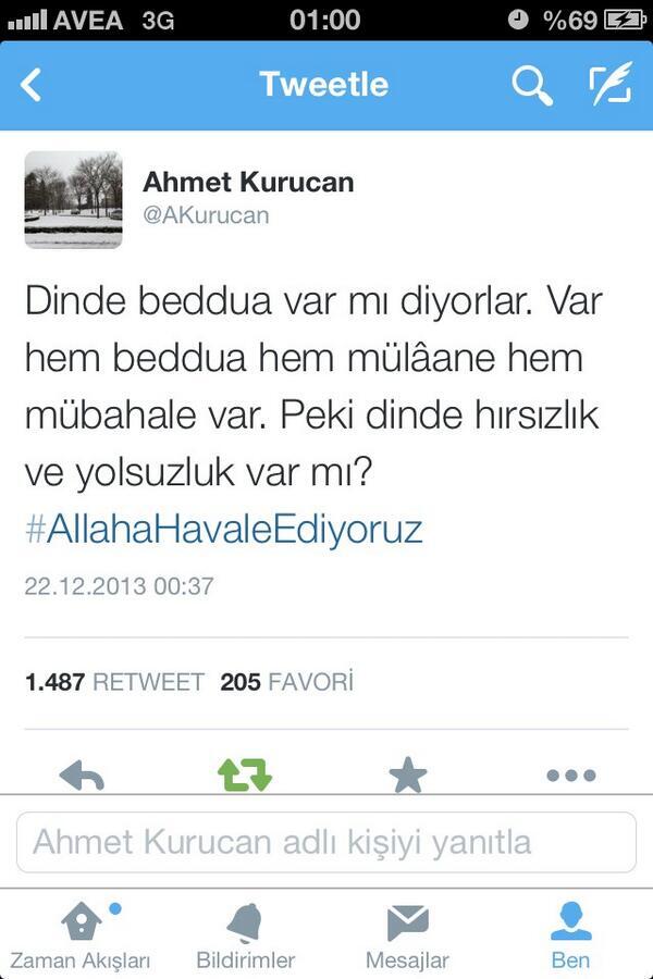 bayiyimser's tweet photo. Alimin farkı bu olsa gerek. Ahmet Kurucan abi tek cümlede kapak yapıp vermiş ellerine

 #AllahaHavaleEdiyoruz http://t.co/yhLjww8Ru5