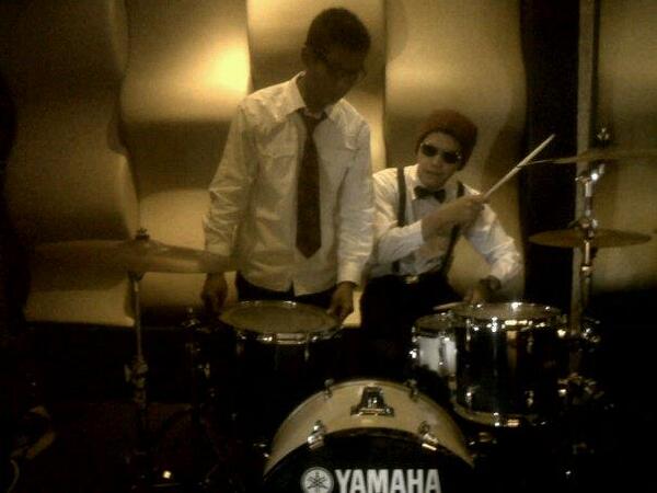 irvanarmy's tweet image. 