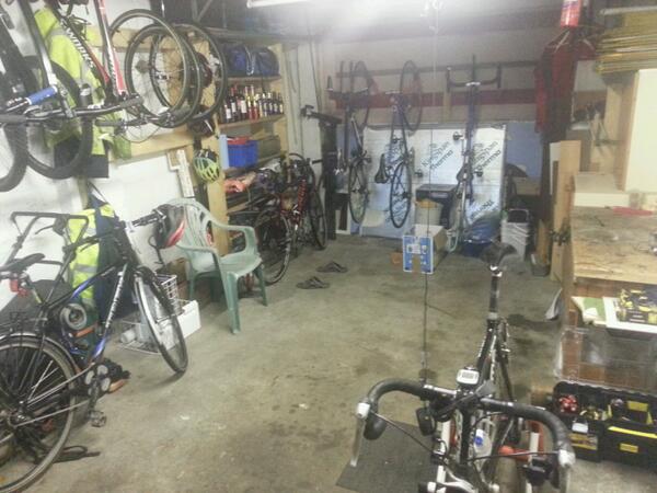 First turbo session in a couple of months coz too much ice out. borrowed someones bike cave #canigetoneforxmas ?