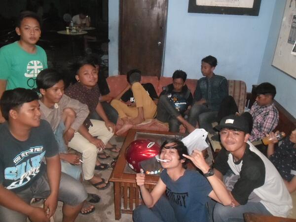 kalo kumpul ya gini haha -----> <a href="/aadahmadfauzi/">BOAD</a> <a href="/bacuf_sleeper/">Bacuftech.com</a> <a href="/Riczky_Paskam/">L0'0B_Punkers</a> <a href="/AL_scumbag/">aldebaran</a>